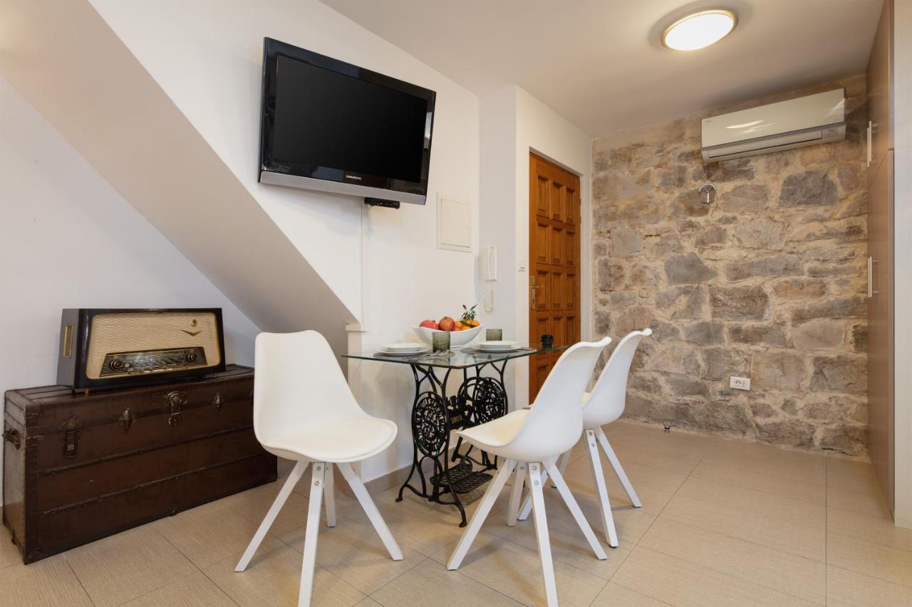 Sea La Vie Apartments Split Bagian luar foto