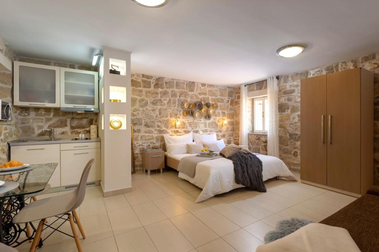 Sea La Vie Apartments Split Bagian luar foto