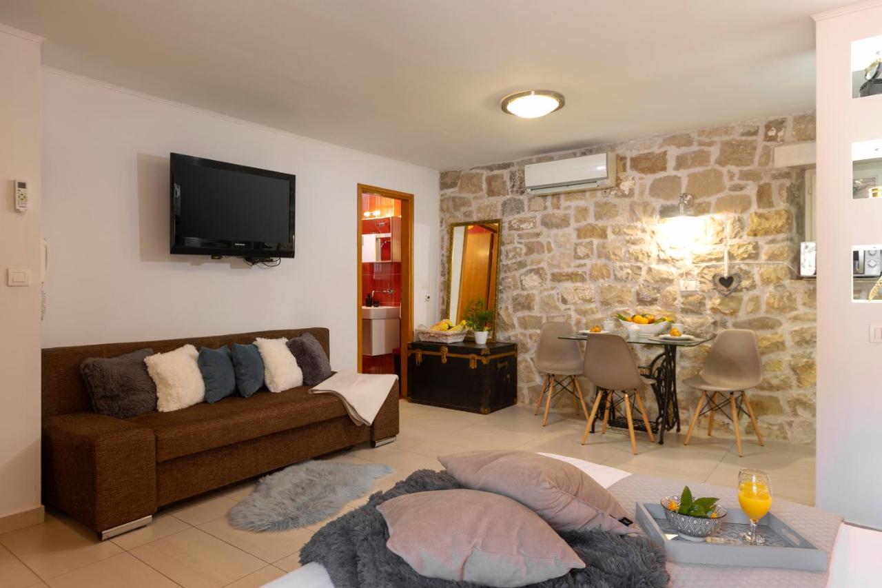 Sea La Vie Apartments Split Bagian luar foto